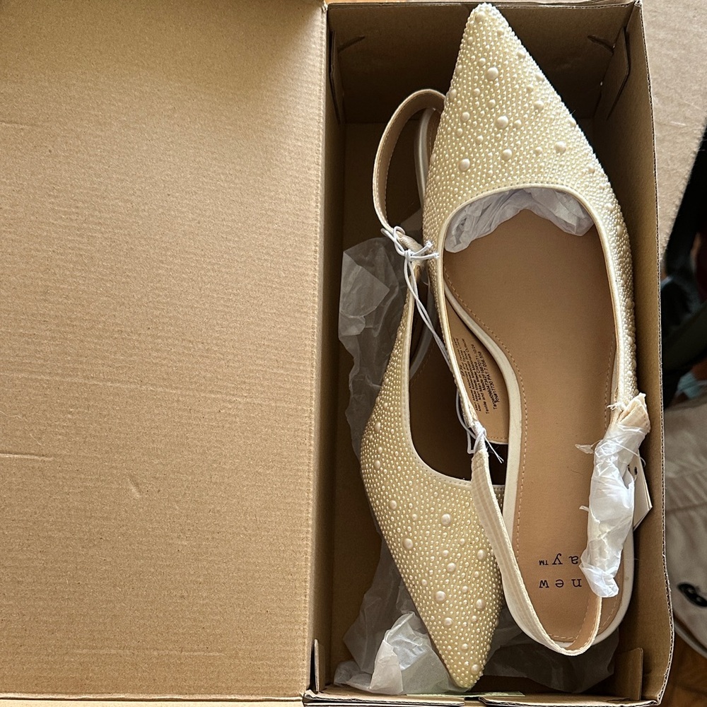A New Day Women's Pearl-Embellished Cream Kitten Heels